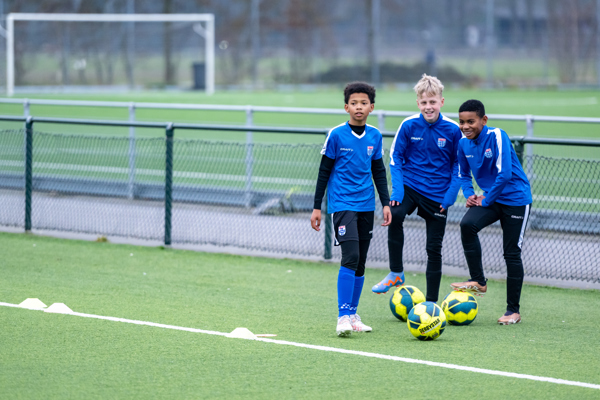 DSC 4815 CSE VOETBAL JONGENS