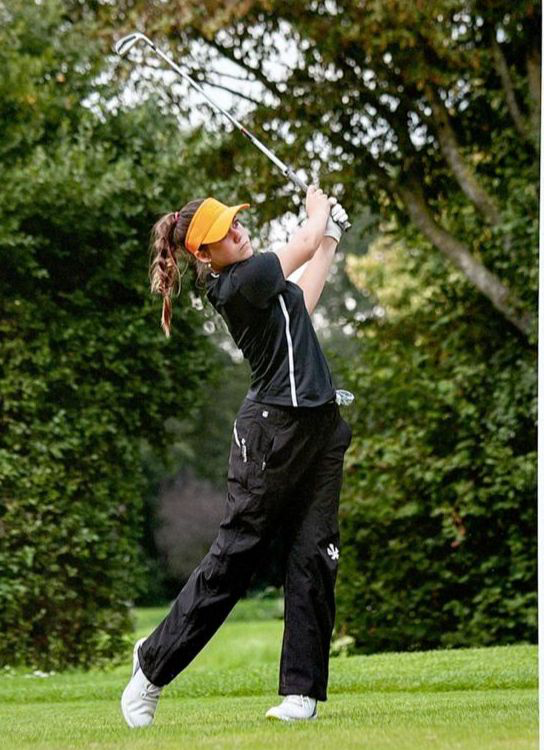 Lora Golf